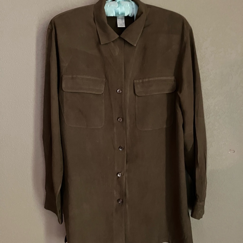 Jones New York Khaki Silk Long sleeved Top, size 8